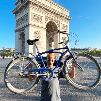 Paris Tour de France Guided Bike Ride with Breakfast Included